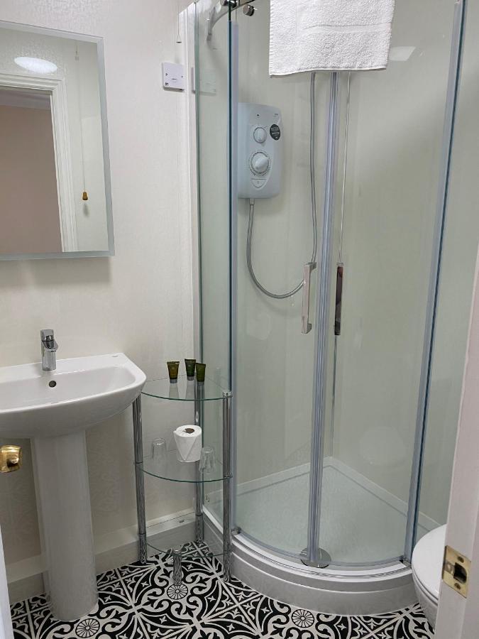 Byways Serviced Apartments Salisbury Eksteriør billede